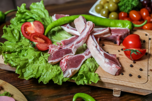 Neuseeländisches Frenched Racks Lammkarree mit Knochen - 0,8 kg