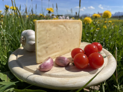 Allgäuer Tomaten-Knoblauche-Kräuter Käse 50% Fett i. Tr.300g